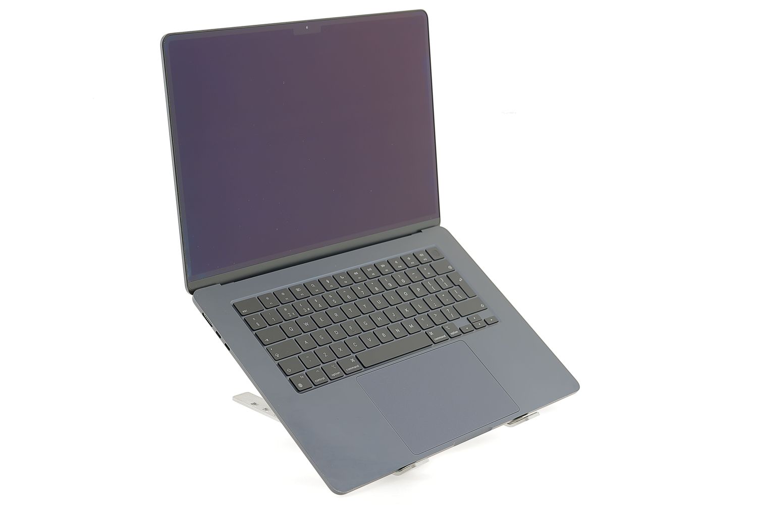 Apple MacBook Air 15″ 2023, M2 8 Cores, 8 GB, 10 core GPU 256 GB Midnight - Újszerű