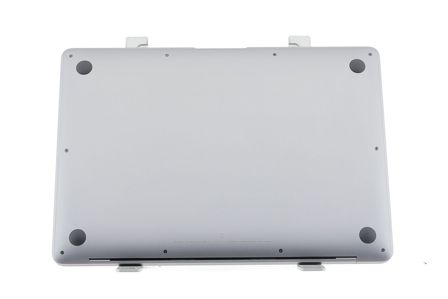 Apple MacBook Air 13″ 2020, M1 8 Cores, 8 GB, 7 core GPU 256 GB Space Gray