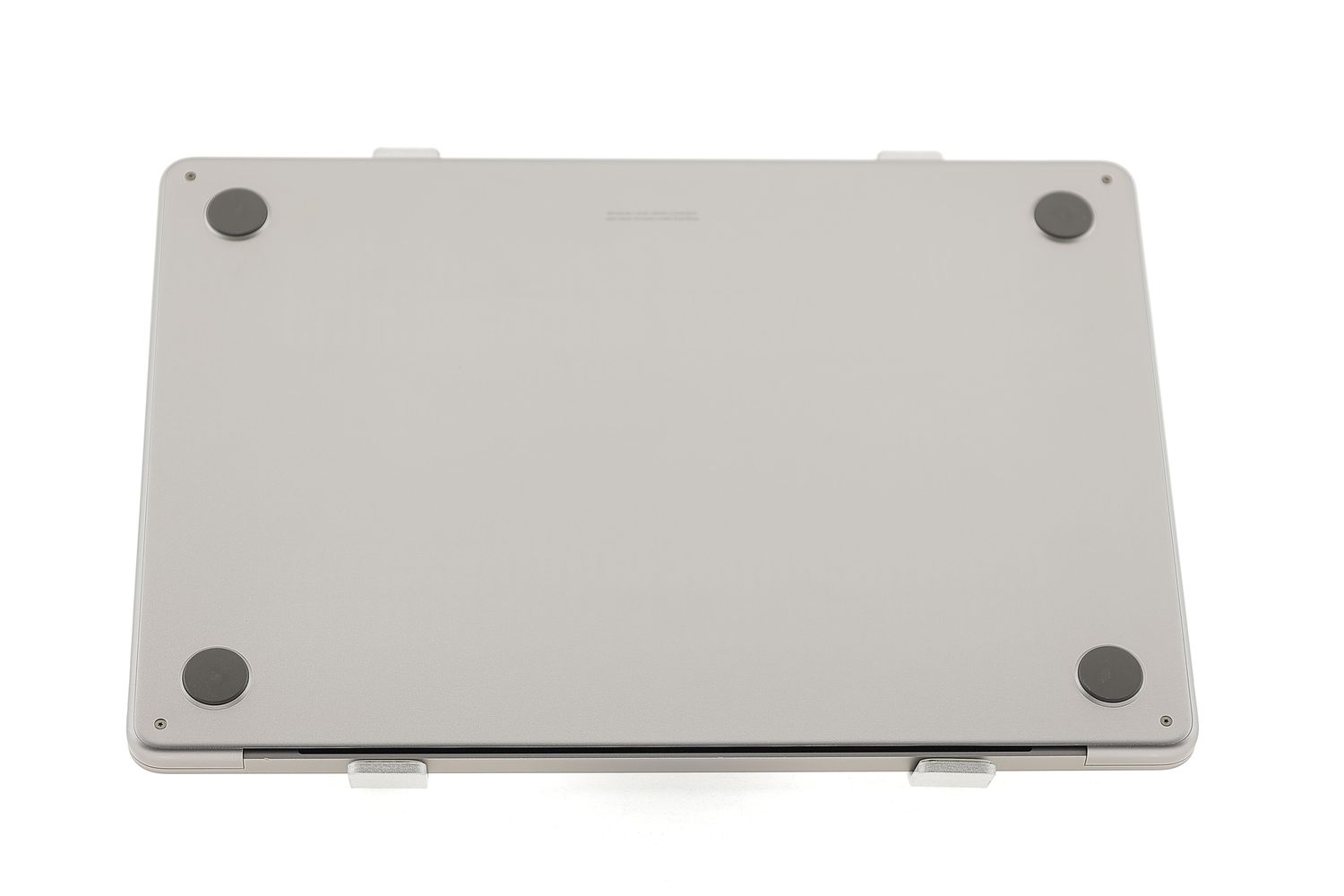 Apple MacBook Air 13″ 2022, M2 8 Cores, 8 GB, 8 core GPU 256 GB Space Gray