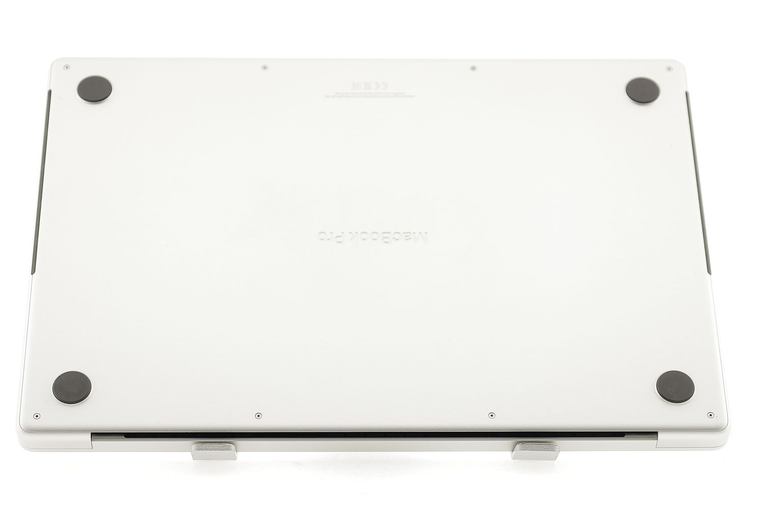 Apple MacBook Pro 16″ 2021, M1 Pro 10 Cores, 16 GB, 16 core GPU 512 GB Silver