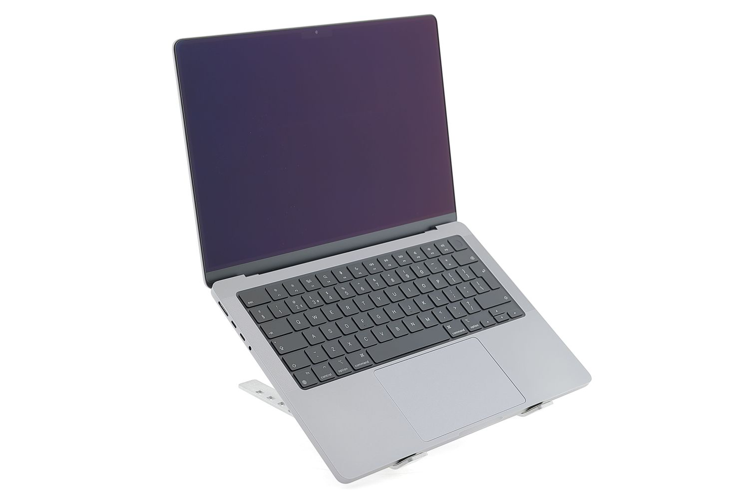 Apple MacBook Pro 14″ 2023, M2 Pro 10 Cores, 16 GB, 16 core GPU 512 GB Space Gray