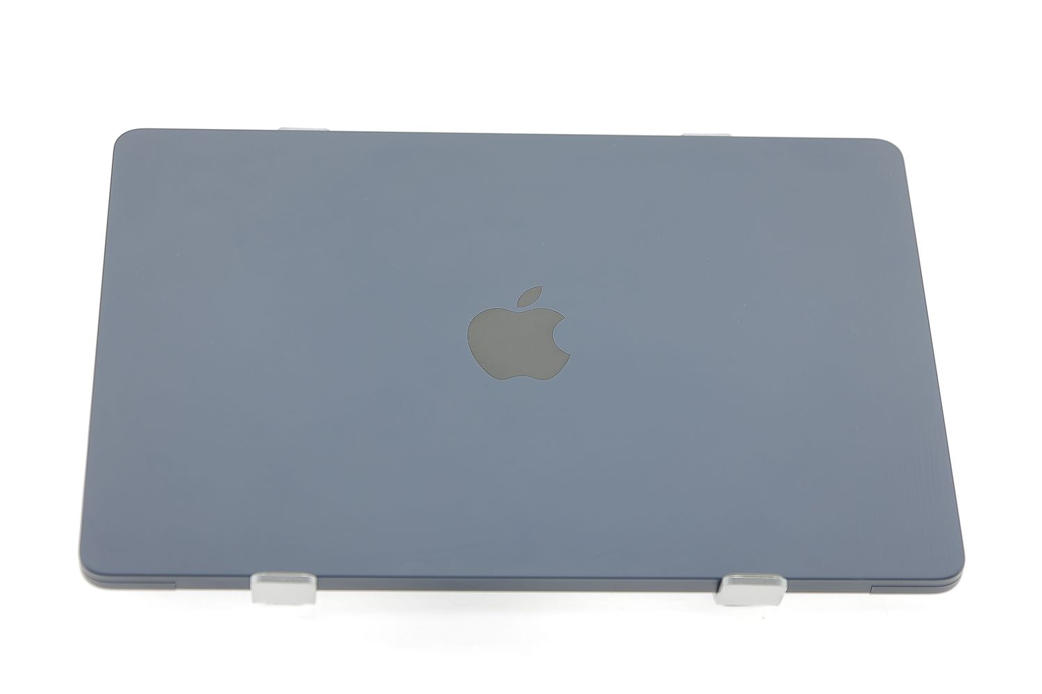 Apple MacBook Air 13″ 2022, M2 8 Cores, 8 GB, 10 core GPU 512 GB Midnight - Excelent