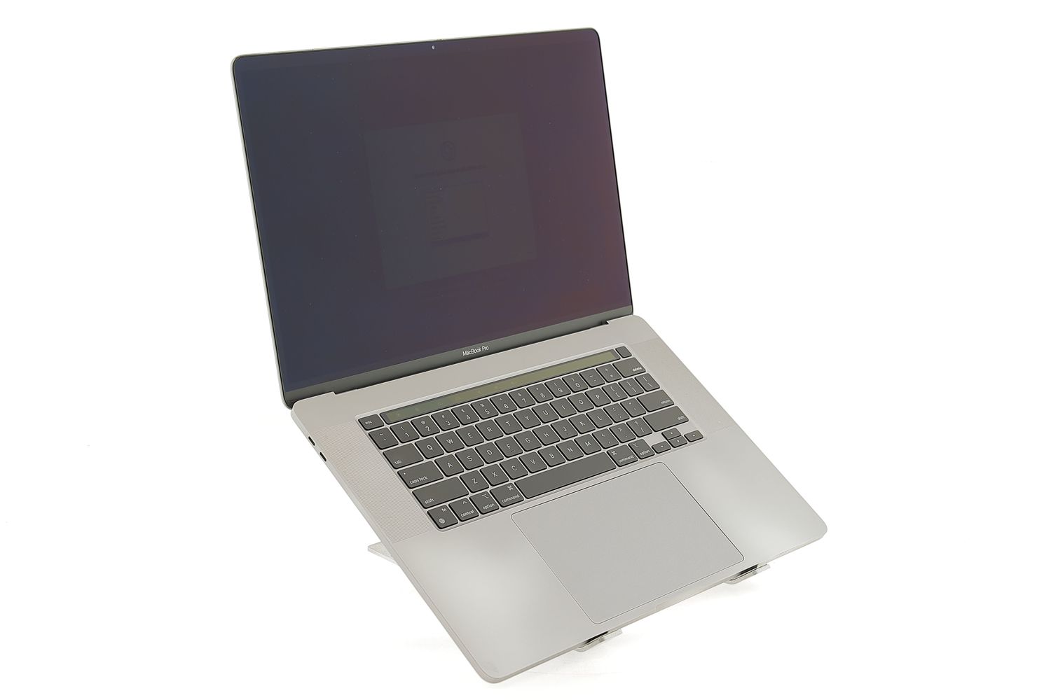 Apple MacBook Pro 16″ Touch Bar 2019, i7 2.6 GHz, 32 GB, AMD Radeon Pro 5300M 512 GB Space Gray - Excelent
