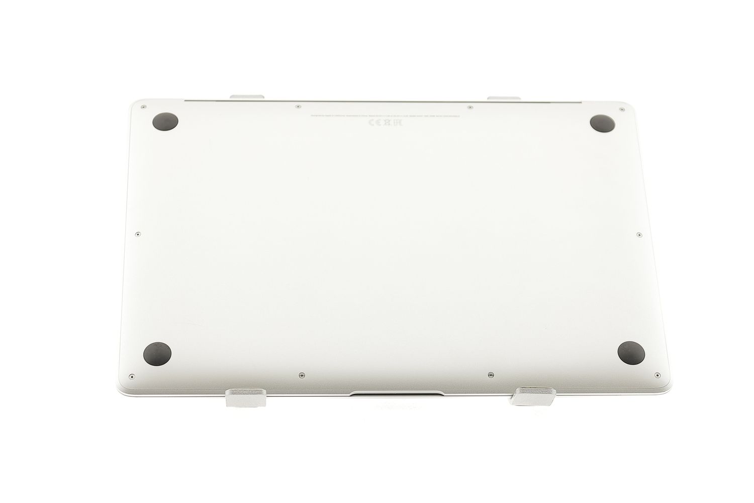 Apple MacBook Air 13″ 2020, M1 8 Cores, 8 GB, 8 core GPU 512 GB Silver - Kiváló