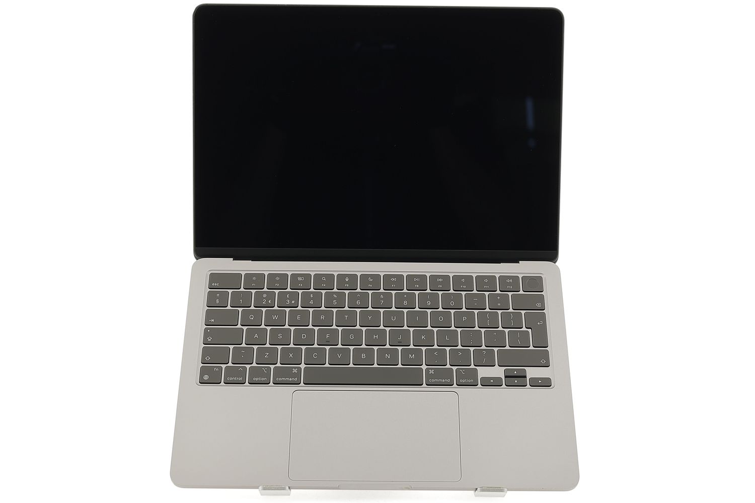Apple MacBook Air 13″ 2022, M2 8 Cores, 8 GB, 8 core GPU 256 GB Space Gray - Ca nou