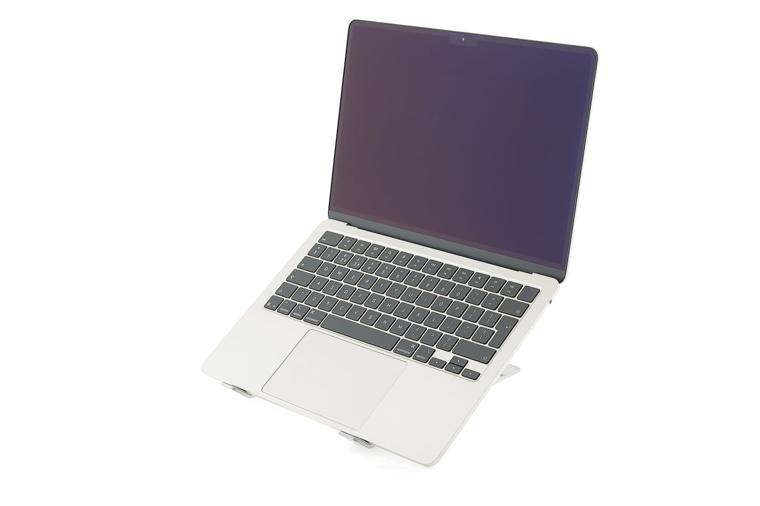 Apple MacBook Air 13″ 2024, M3 8 Cores, 8 GB, 8 core GPU 256 GB Starlight - Ca nou