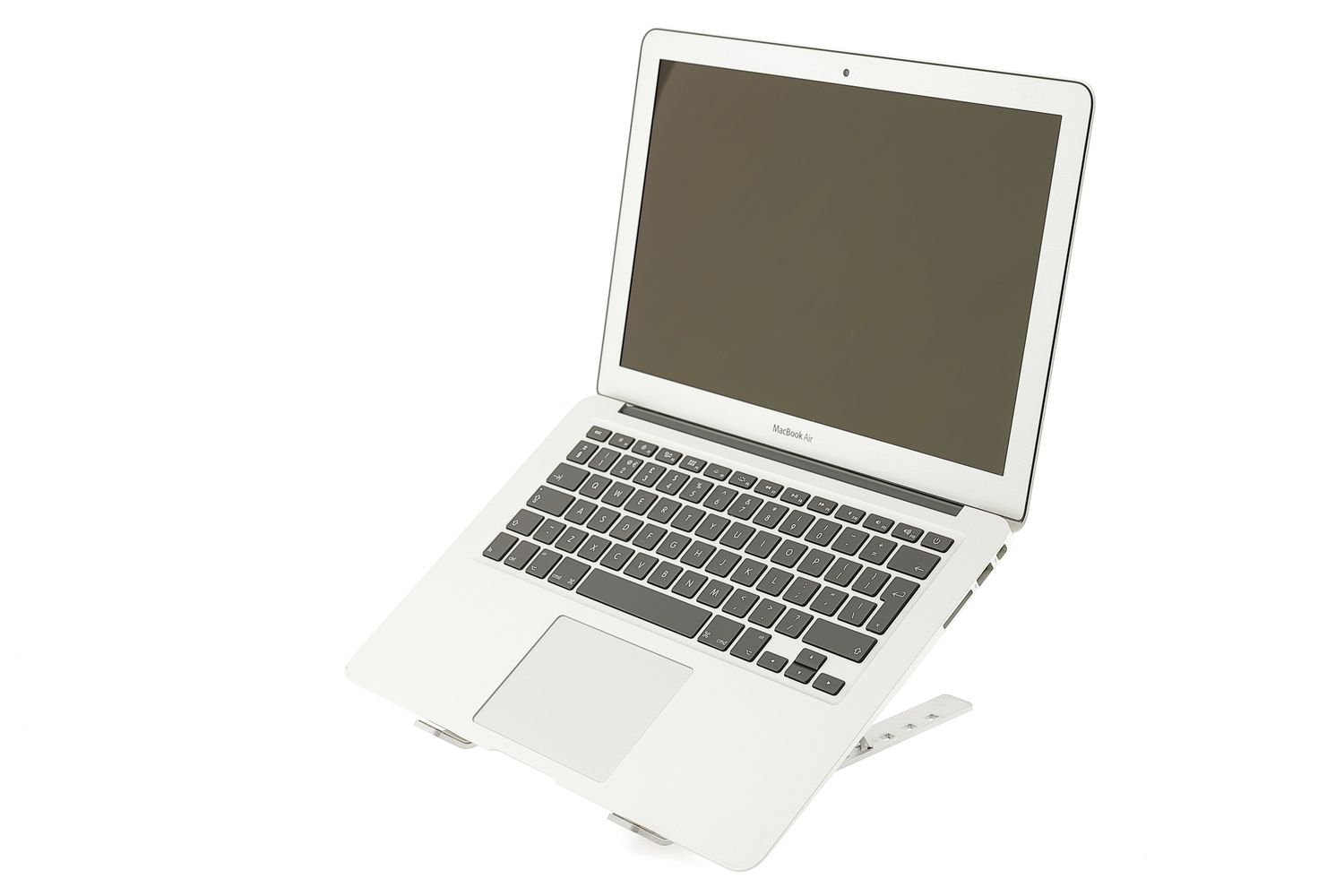 Apple MacBook Air 13″ 2017, i5 1.8 GHz, 8 GB, HD Graphics 6000 128 GB Silver - Отлично