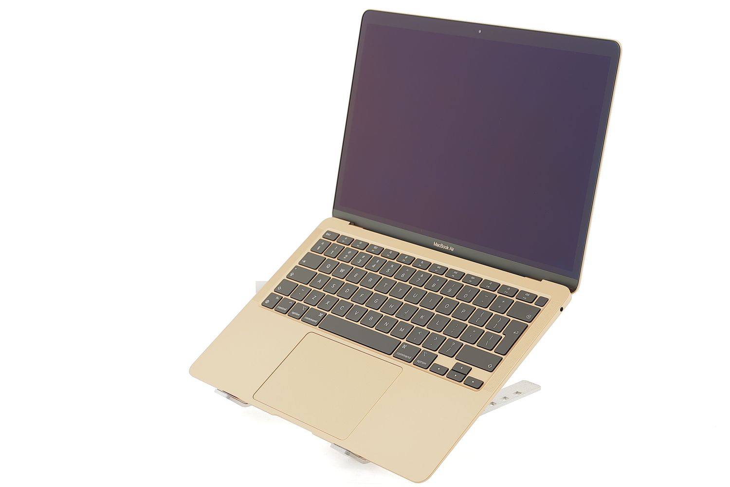 Apple MacBook Air 13″ 2020, M1 8 Cores, 8 GB, 7 core GPU 256 GB Gold - Újszerű