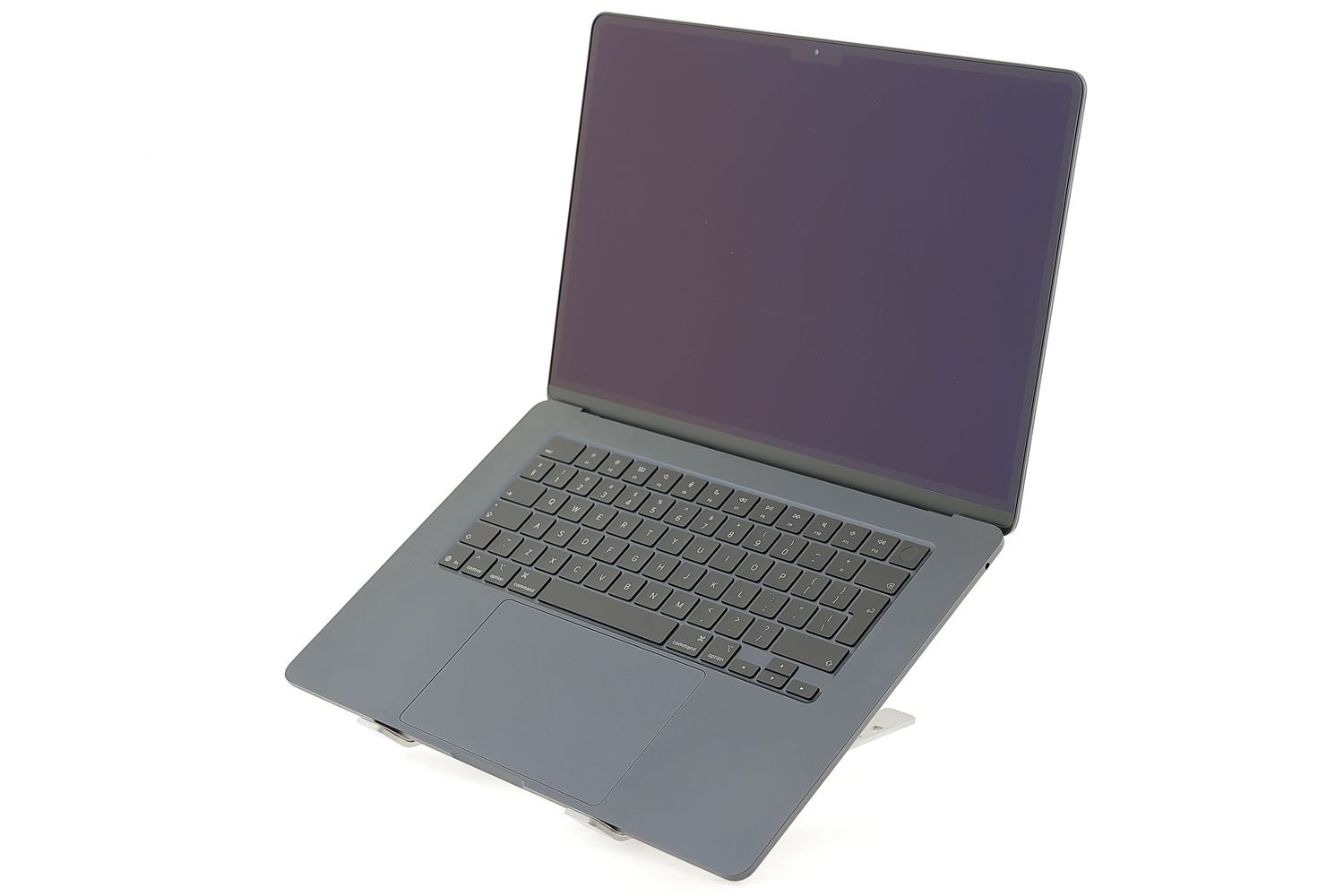 Apple MacBook Air 15″ 2025, M4 10 Cores, 16 GB, 10 core GPU 256 GB Midnight - Ca nou