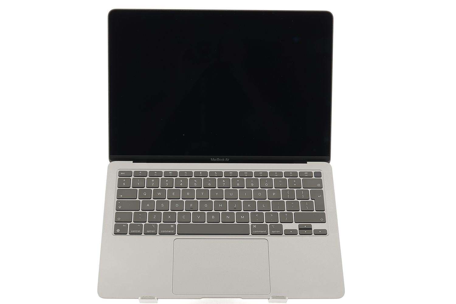 Apple MacBook Air 13″ 2020, M1 8 Cores, 8 GB, 8 core GPU 512 GB Space Gray - Много добро