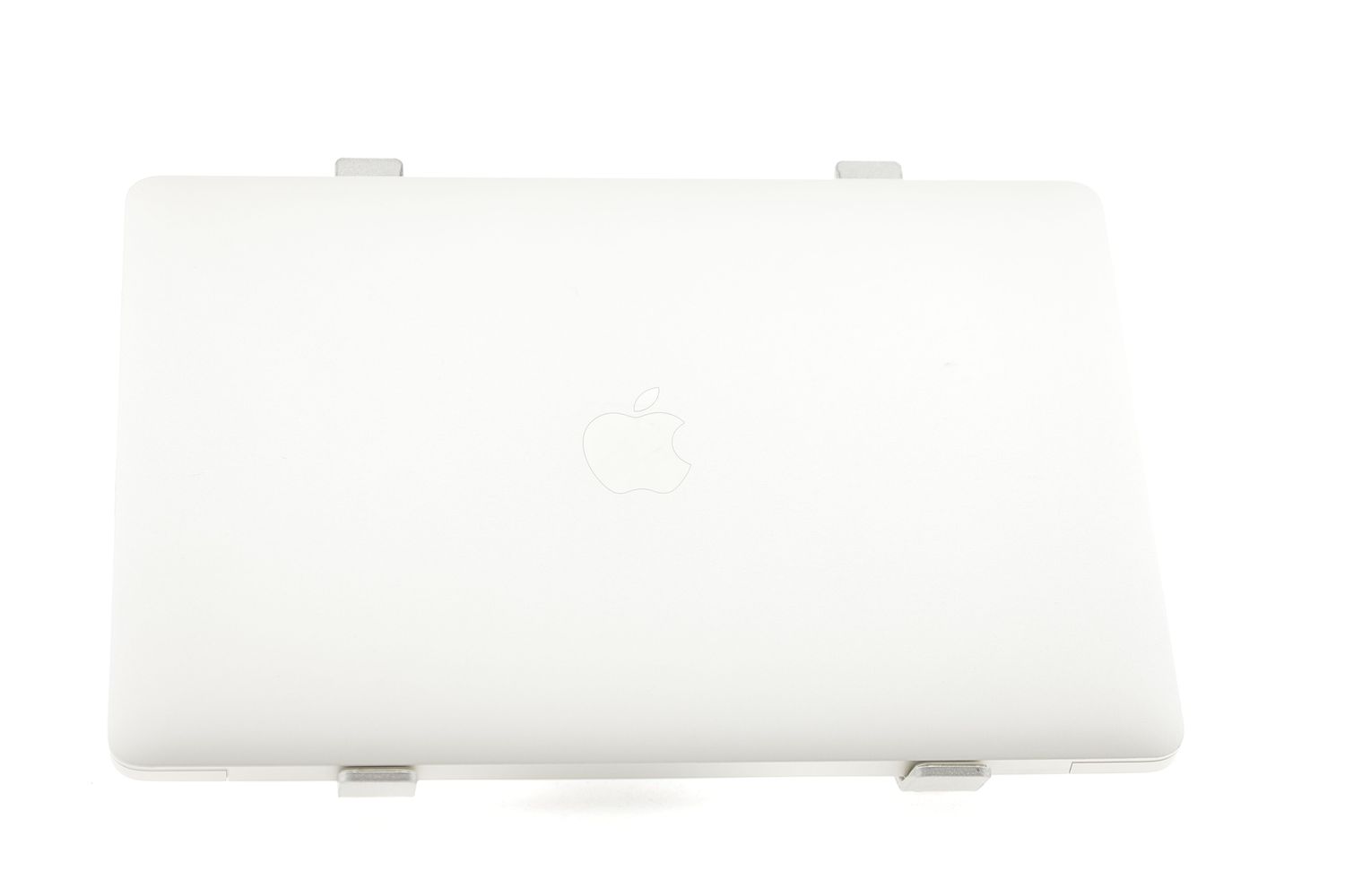 Apple MacBook Air 13″ 2020, M1 8 Cores, 8 GB, 7 core GPU 256 GB Silver - Ca nou