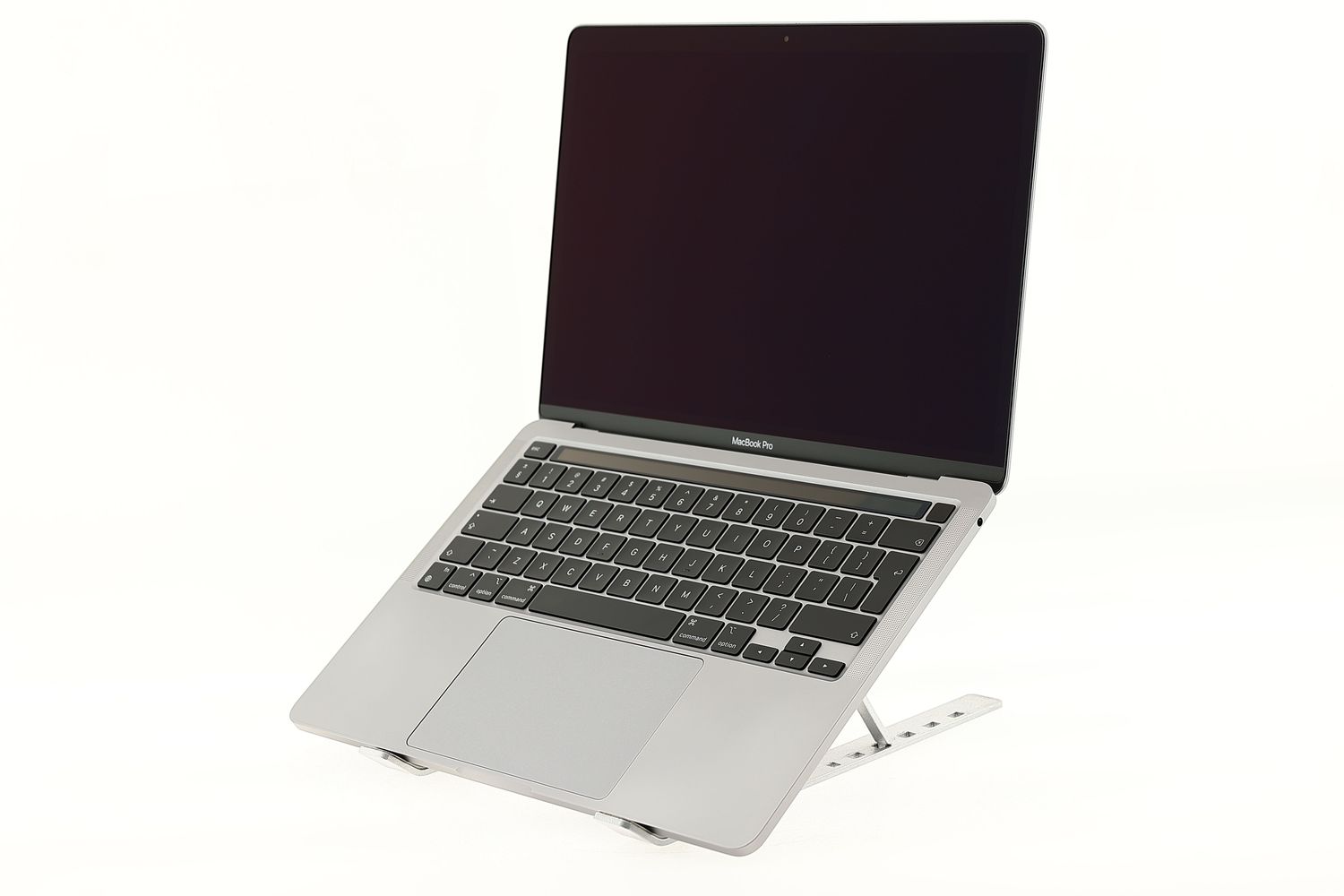 Apple MacBook Pro 13″ 2020, M1 8 Cores, 16 GB, 8 core GPU 256 GB Space Gray - Ca nou