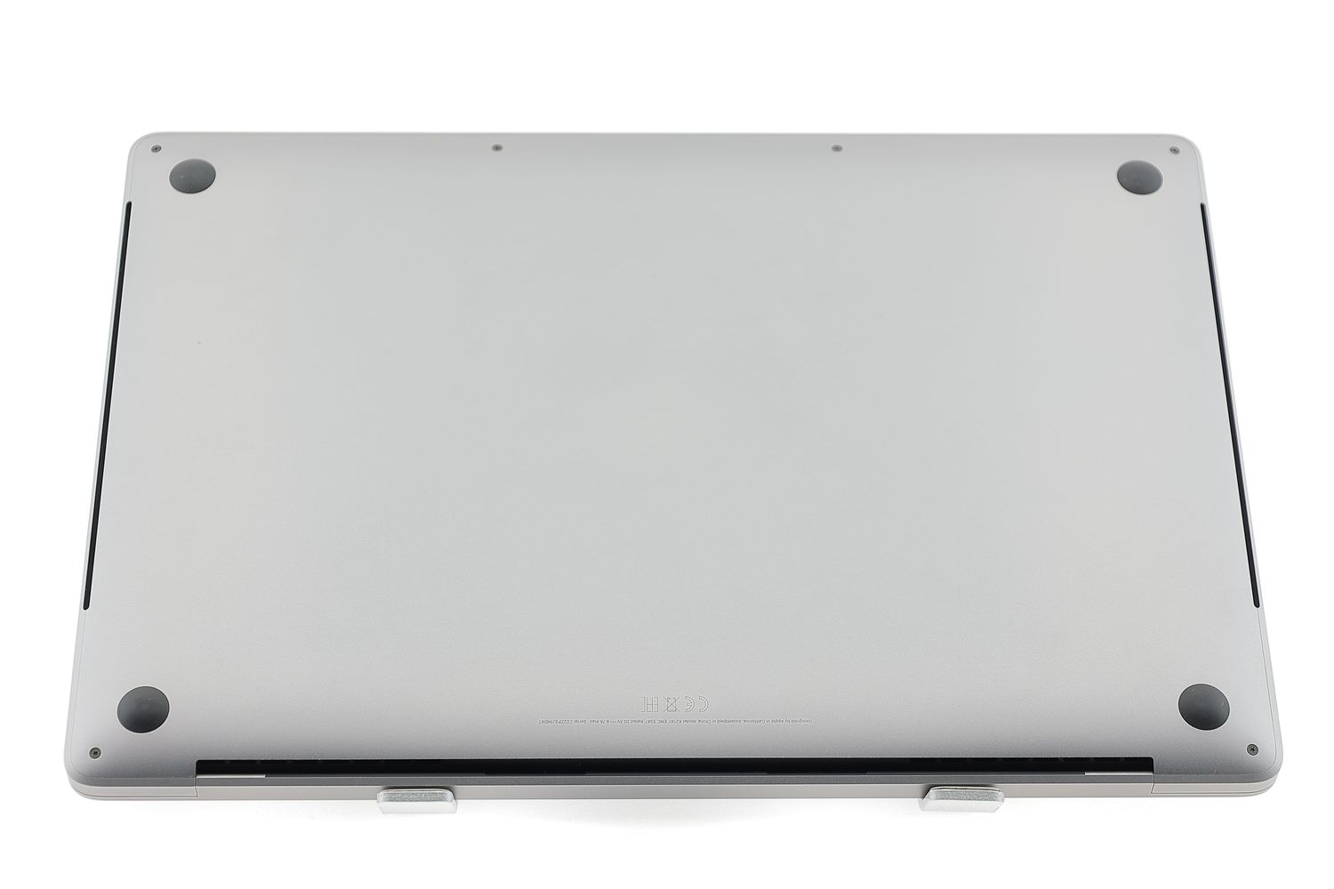 Apple MacBook Pro 16″ Touch Bar 2019, i9 2.4 GHz, 64 GB, AMD Radeon Pro 5500M 1 TB Space Gray - Foarte bun