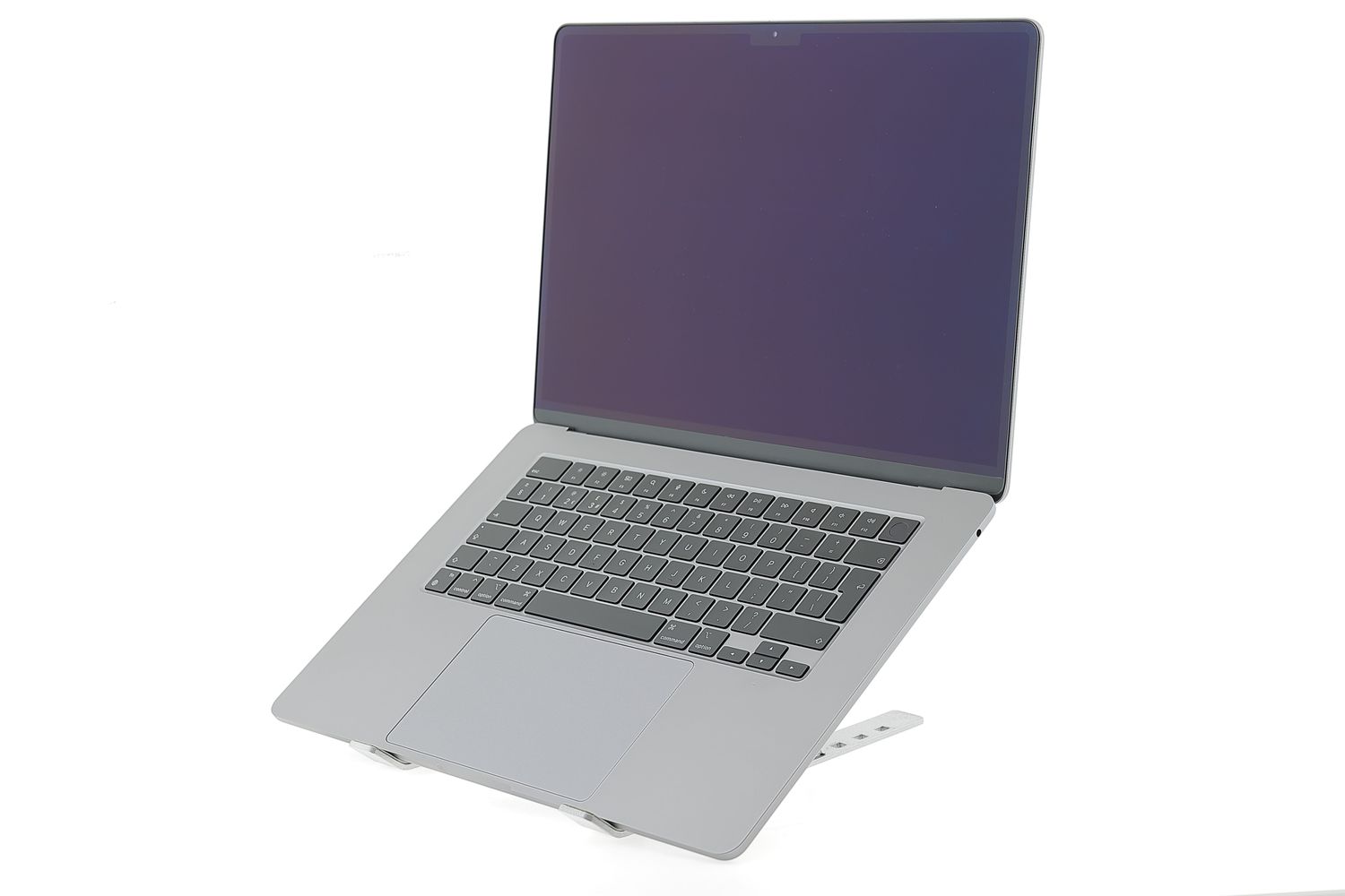 Apple MacBook Air 15″ 2023, M2 8 Cores, 8 GB, 10 core GPU 256 GB Space Gray - Újszerű