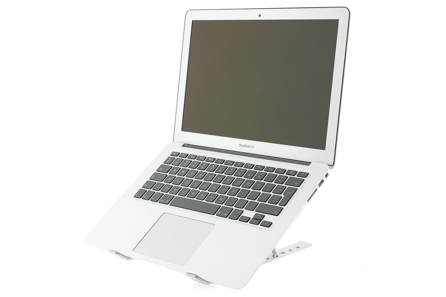 Apple MacBook Air 13″ 2017, i5 1.8 GHz, 8 GB, HD Graphics 6000 128 GB Silver - Kiváló