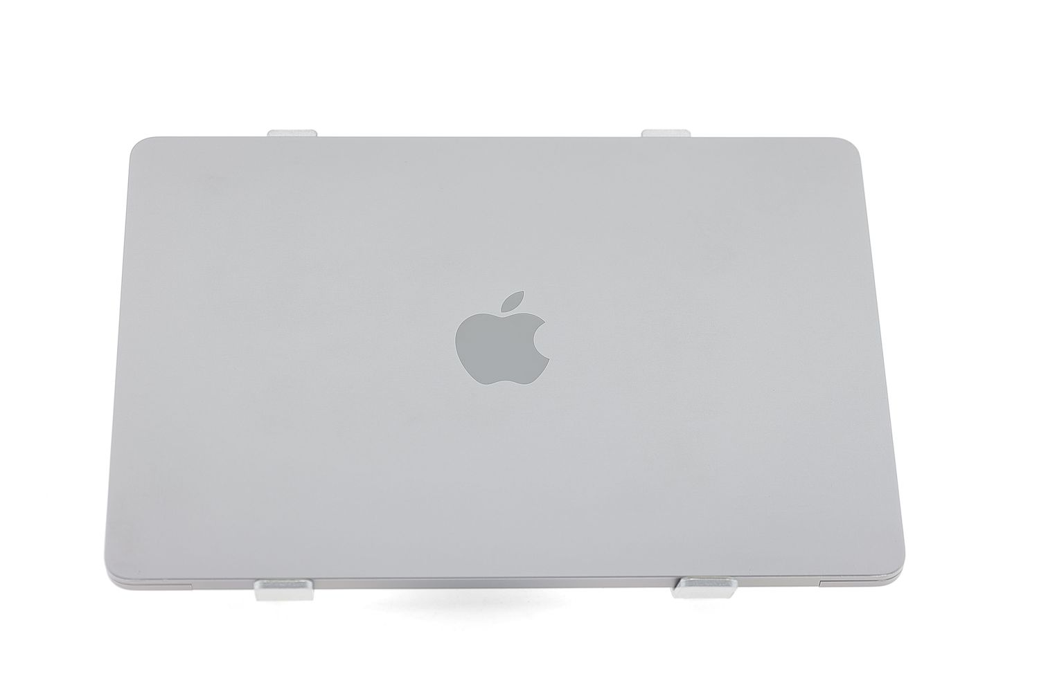 Apple MacBook Air 13″ 2022, M2 8 Cores, 8 GB, 8 core GPU 256 GB Space Gray