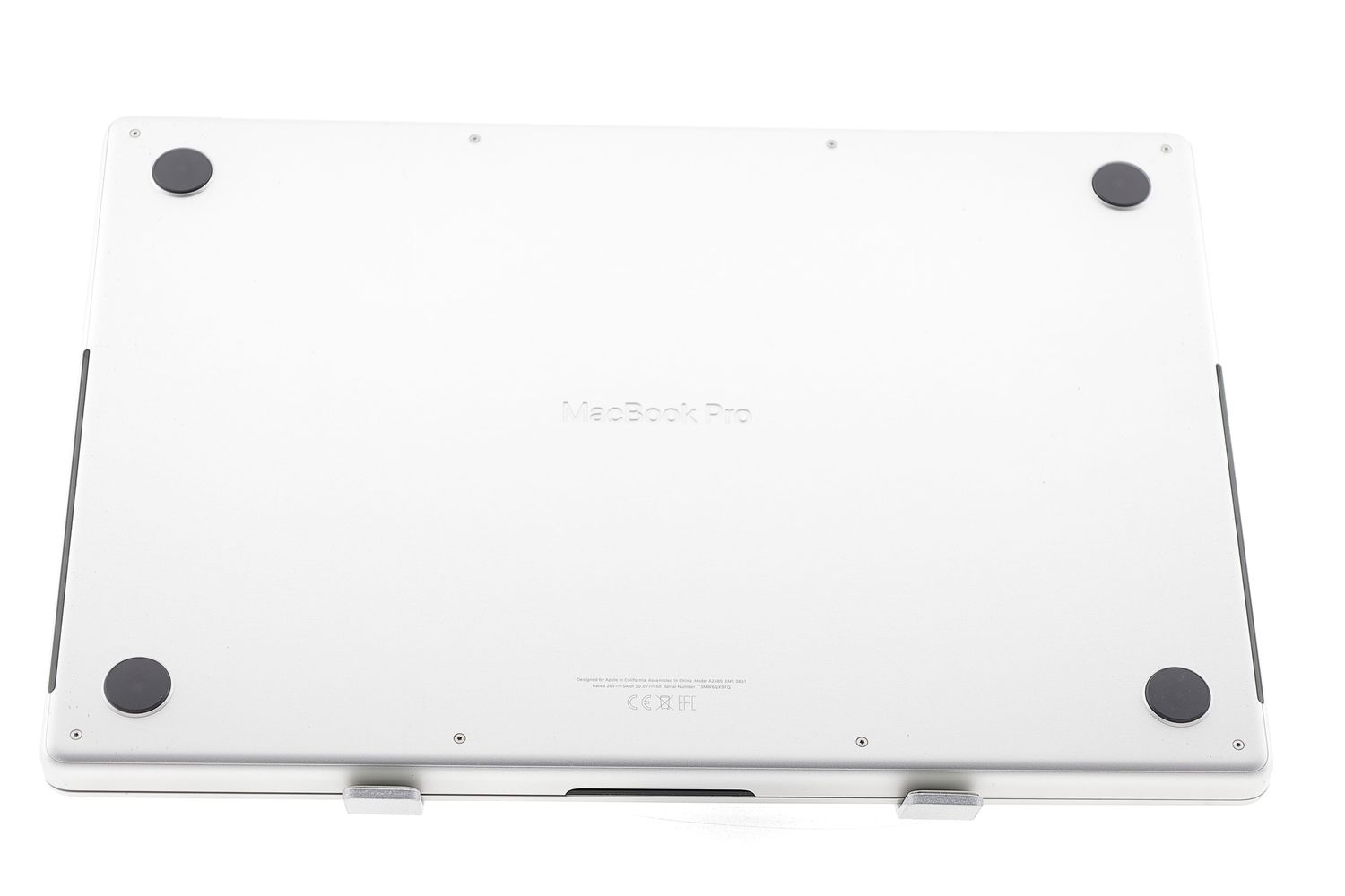 Apple MacBook Pro 16″ 2021, M1 Pro 10 Cores, 16 GB, 16 core GPU 512 GB Silver