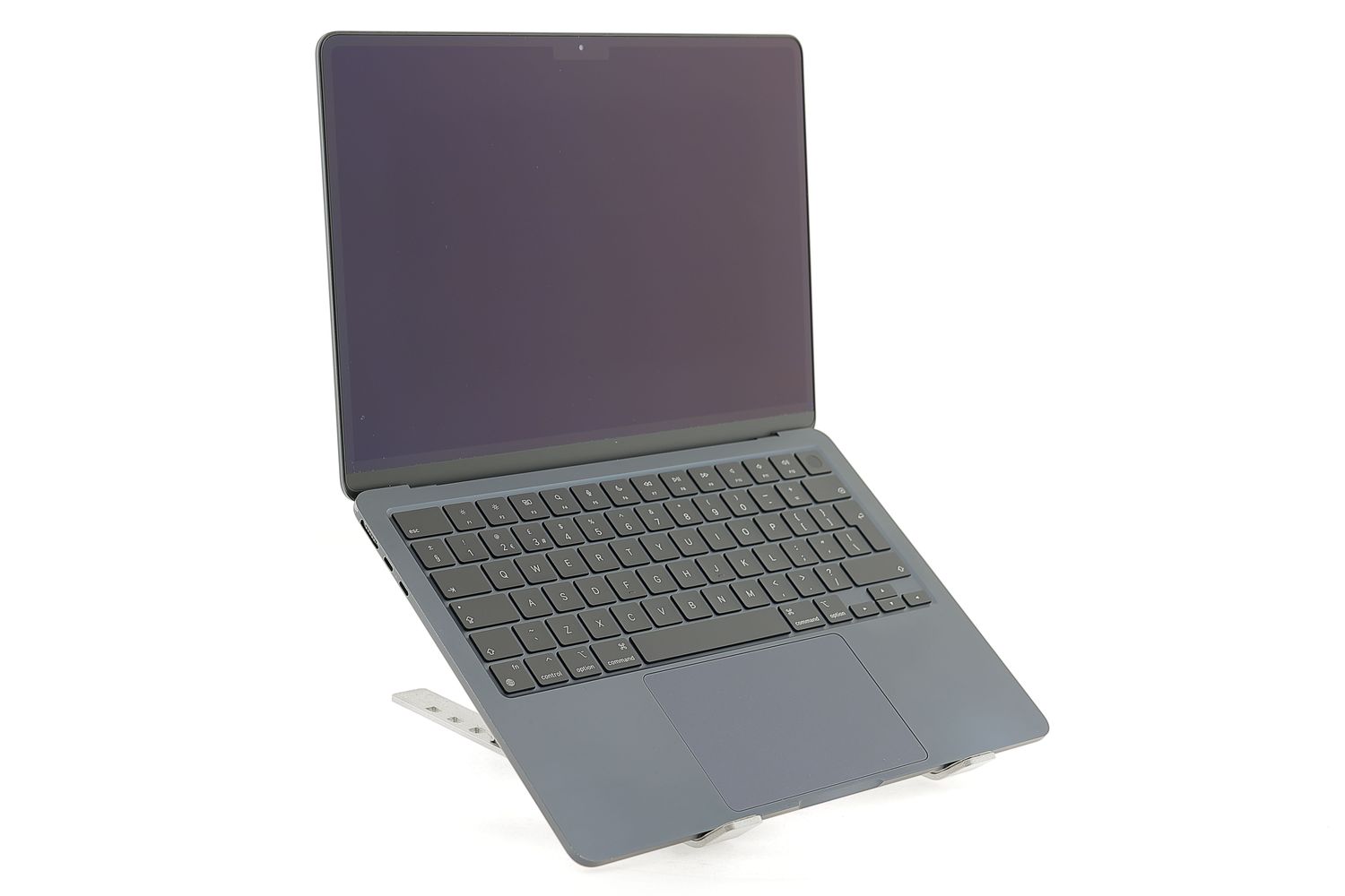 Apple MacBook Air 13″ 2022, M2 8 Cores, 16 GB, 8 core GPU 256 GB Midnight - Πολύ καλό