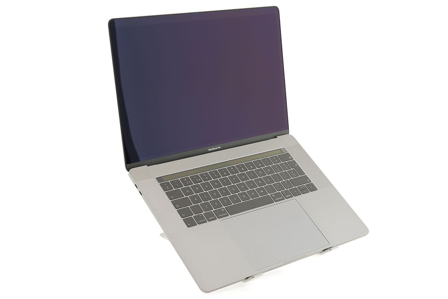 Apple MacBook Pro 15″ Touch Bar 2018, i7 2.6 GHz, 32 GB, AMD Radeon Pro 560X 1 TB Space Gray - Excelent