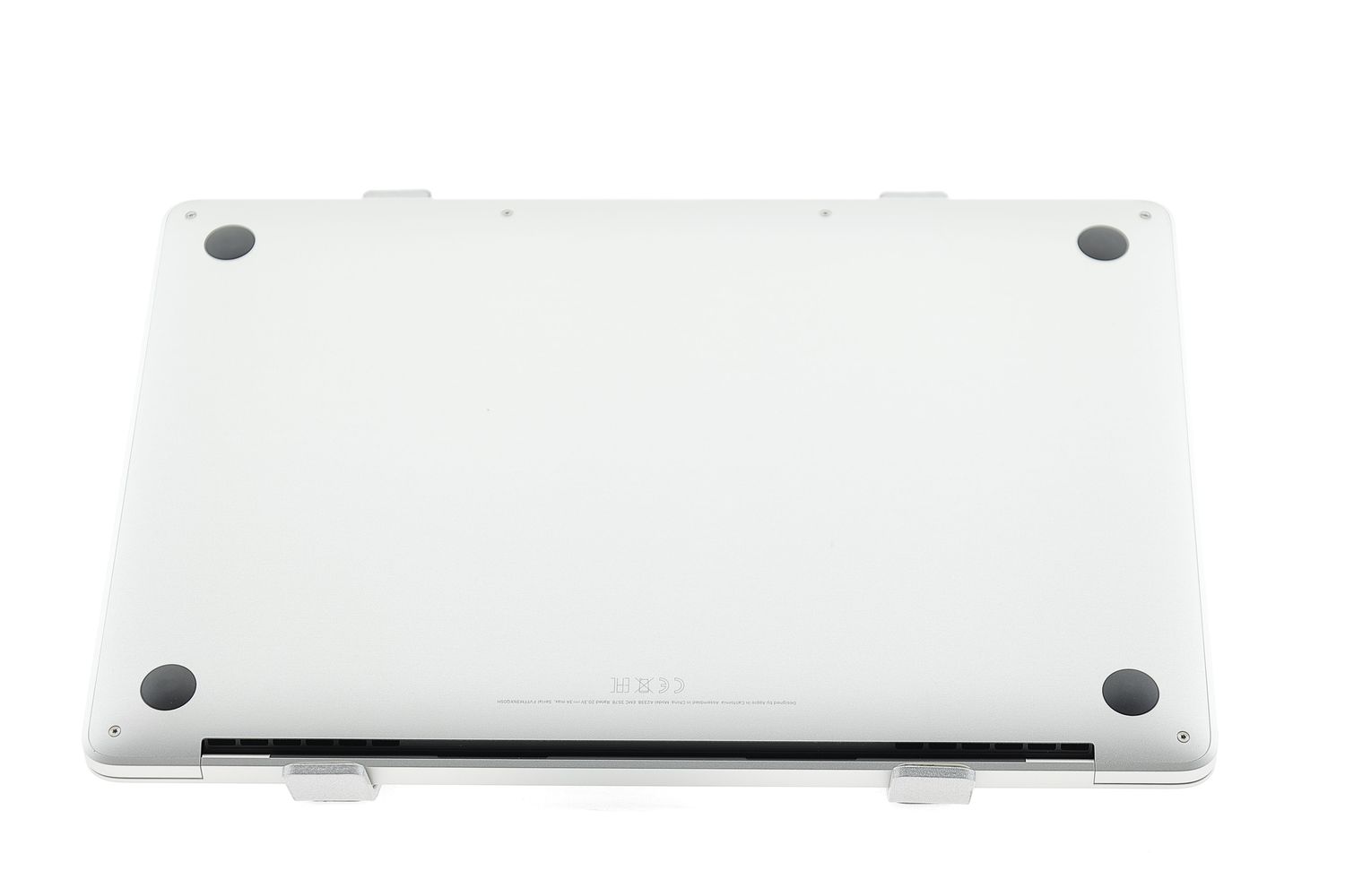 Apple MacBook Pro 13″ 2020, M1 8 Cores, 8 GB, 8 core GPU 512 GB Silver - Като нов