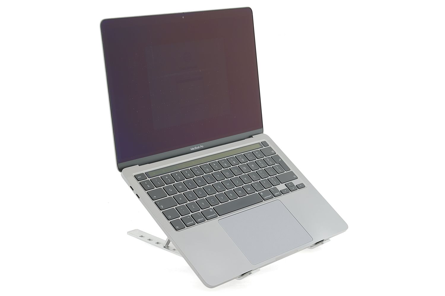Apple MacBook Pro 13″ Touch Bar 2020, i7 2.3 GHz, 16 GB, Intel Iris Plus Graphics 1 TB Space Gray - Много добро