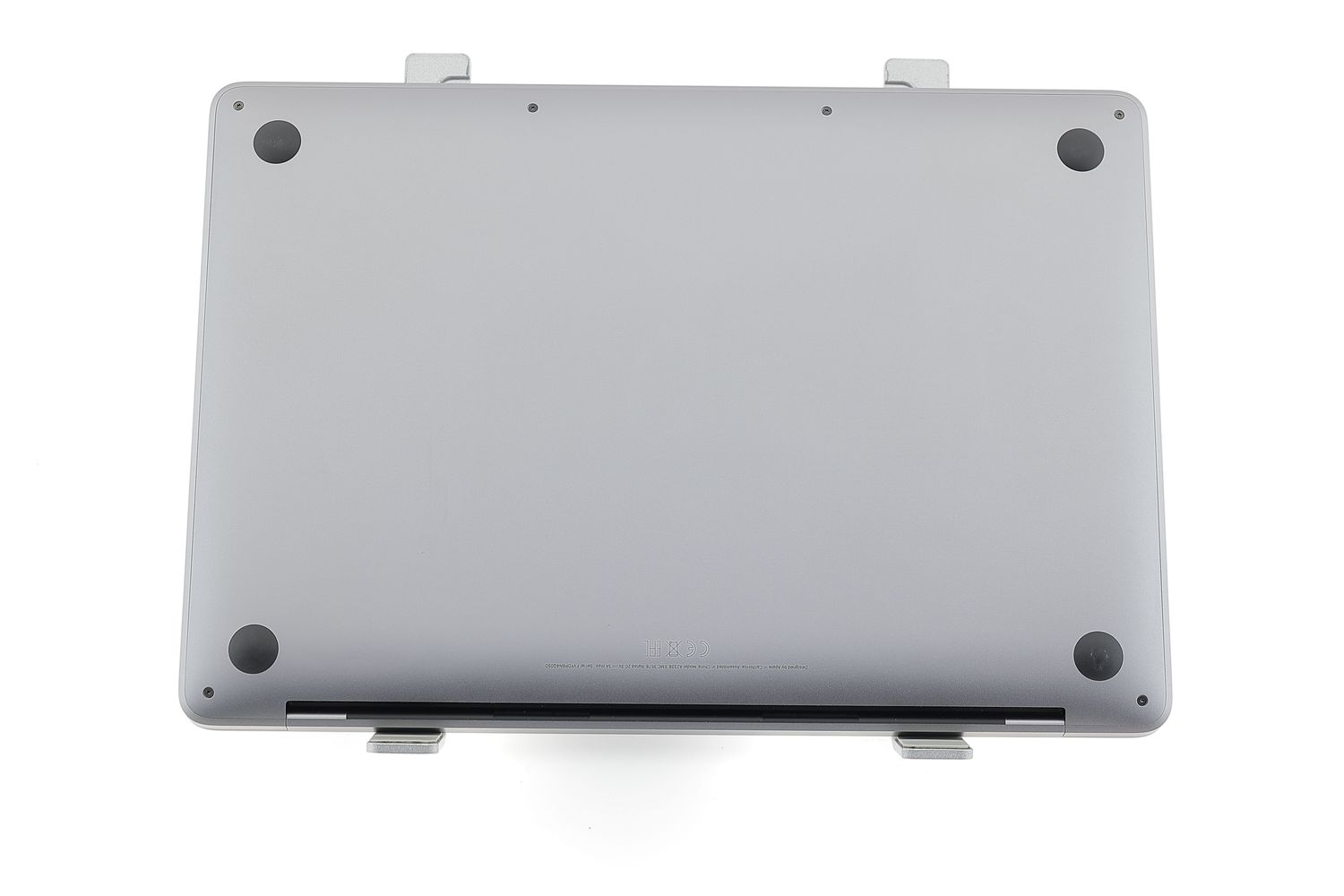 Apple MacBook Pro 13″ 2020, M1 8 Cores, 8 GB, 8 core GPU 256 GB Space Gray