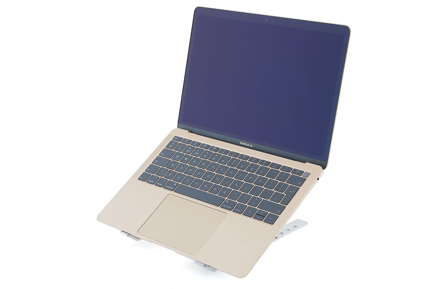 Apple MacBook Air 13″ 2019, i5 1.6 GHz, 8 GB, Intel UHD Graphics 617 128 GB Gold