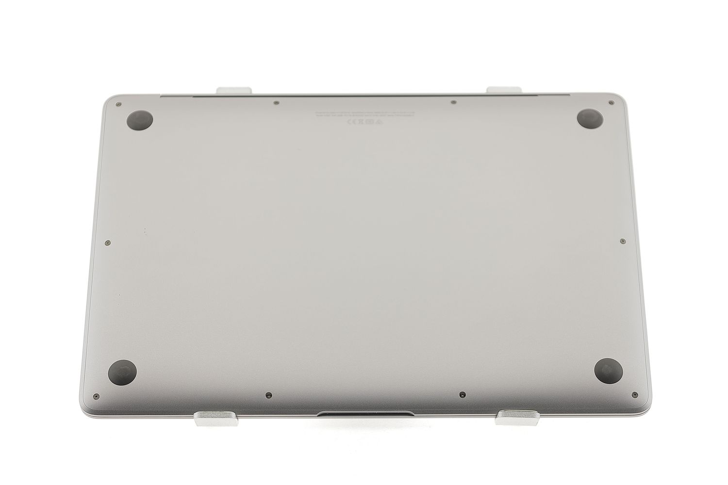 Apple MacBook Air 13″ 2020, M1 8 Cores, 8 GB, 7 core GPU 128 GB Space Gray