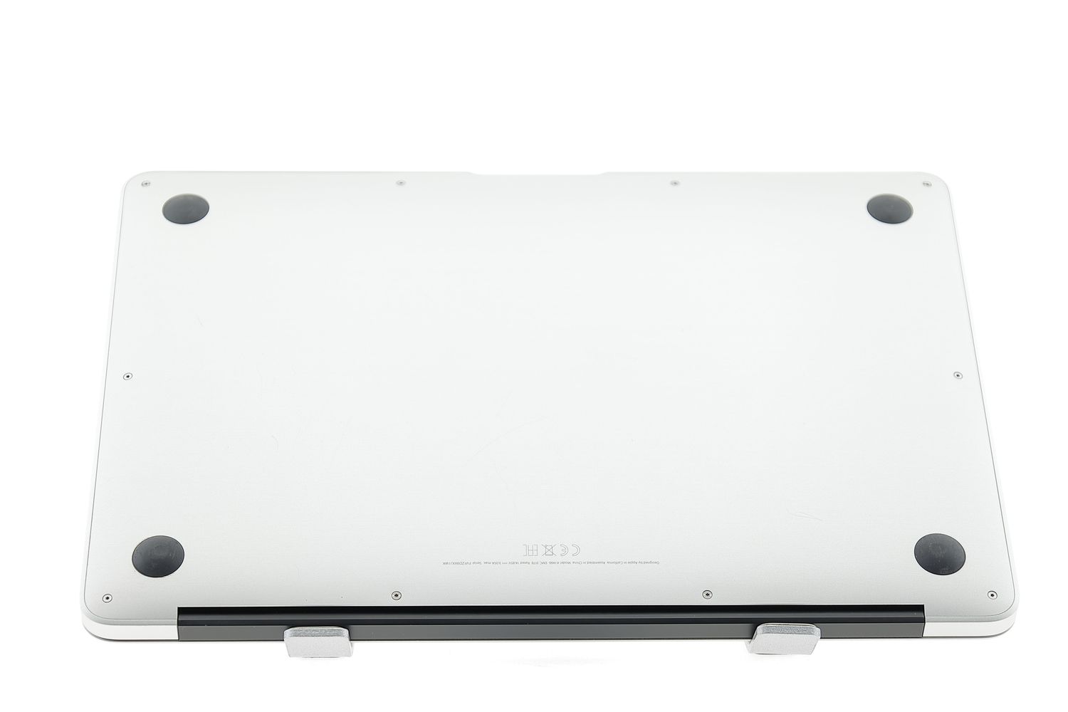 Apple MacBook Air 13″ 2017, i5 1.8 GHz, 8 GB, HD Graphics 6000 128 GB Silver - Kiváló