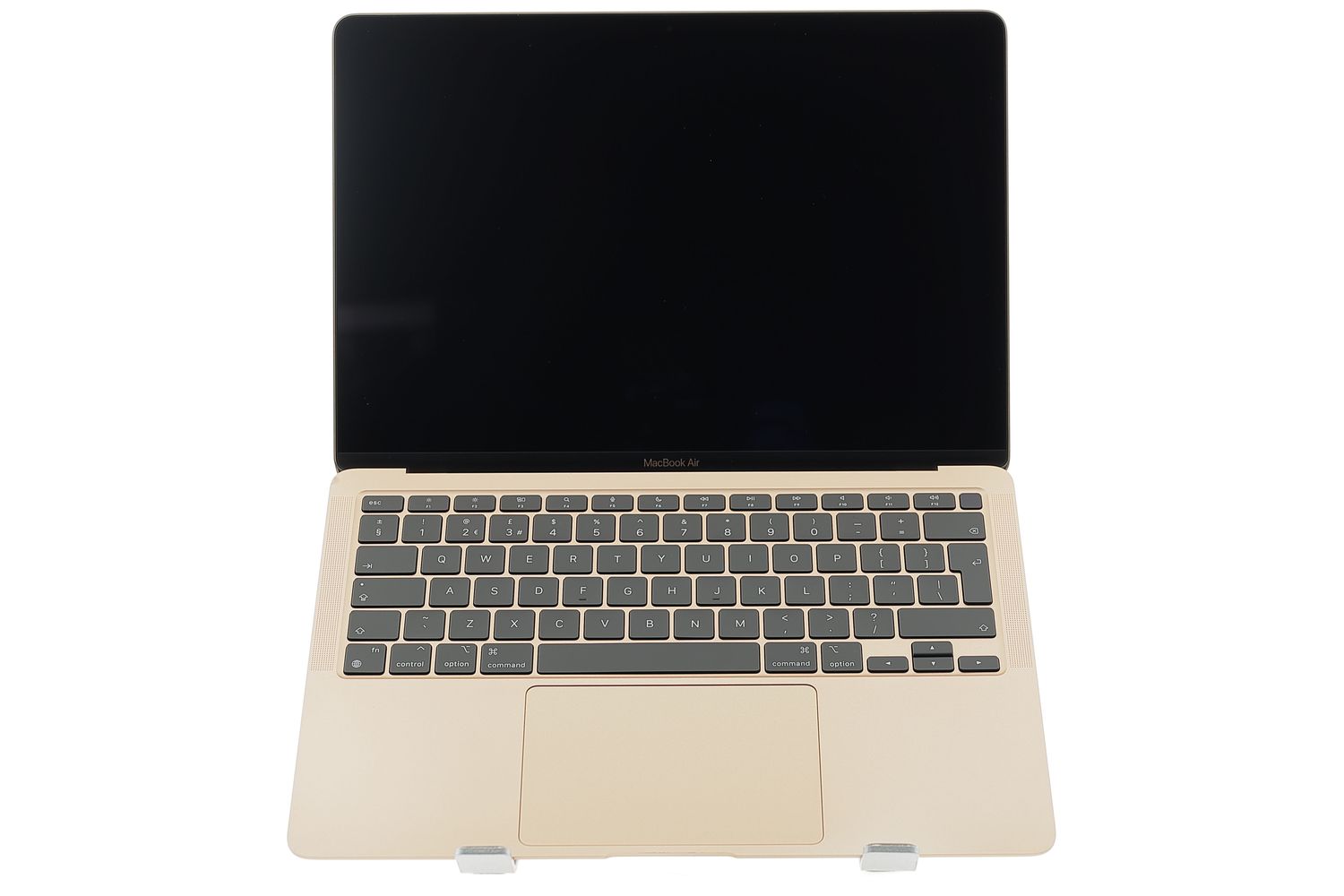 Apple MacBook Air 13″ 2020, M1 8 Cores, 8 GB, 8 core GPU 512 GB Gold - Много добро