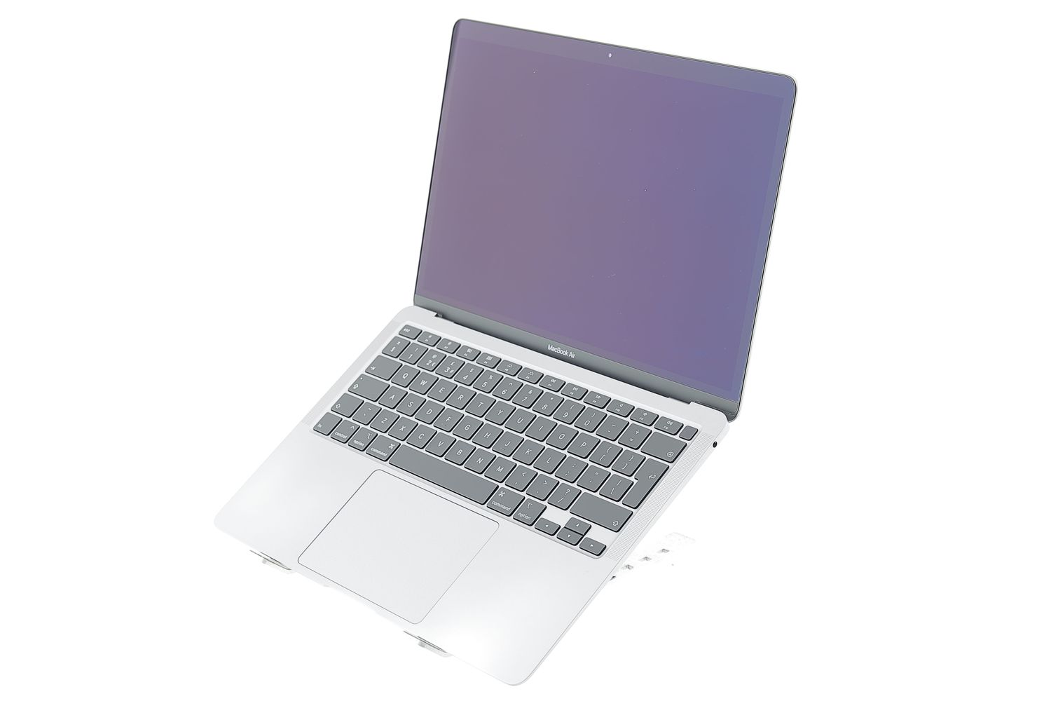 Apple MacBook Air 13″ 2020, M1 8 Cores, 8 GB, 7 core GPU 256 GB Space Gray - Kiváló