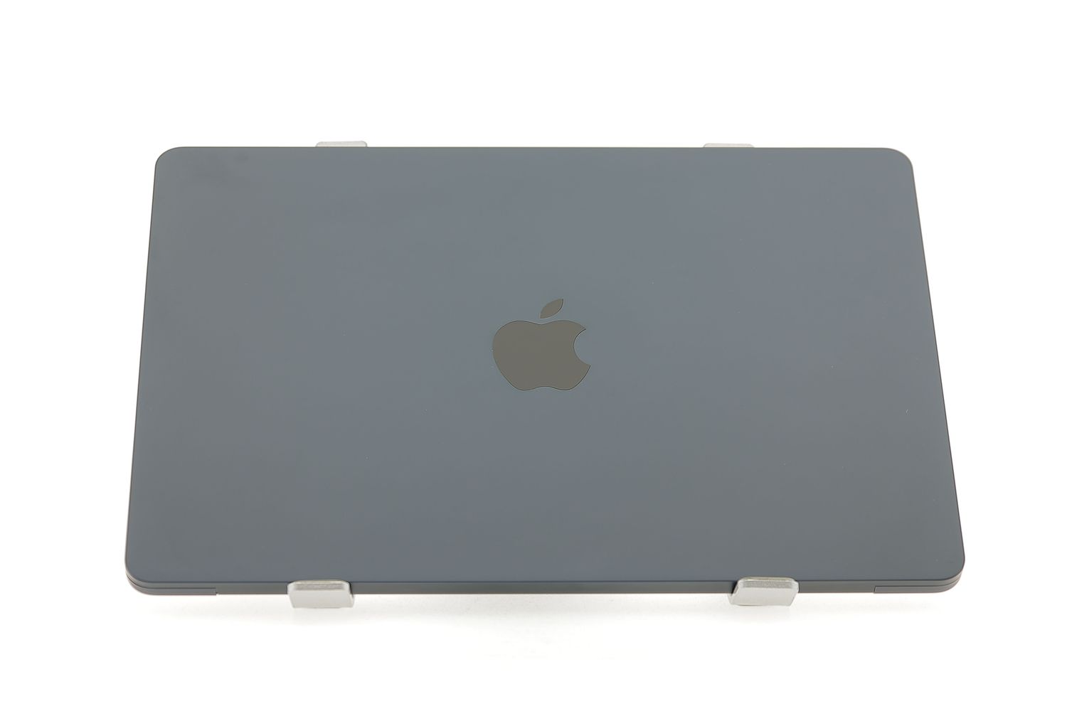 Apple MacBook Air 13″ 2022, M2 8 Cores, 8 GB, 10 core GPU 256 GB Midnight - Ca nou