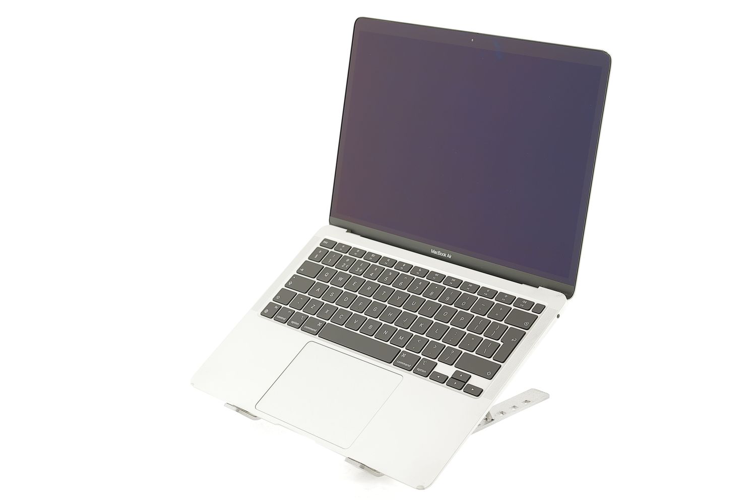 Apple MacBook Air 13″ 2020, i3 1.1 GHz, 8 GB, Intel Iris Plus 256 GB Silver - Bun