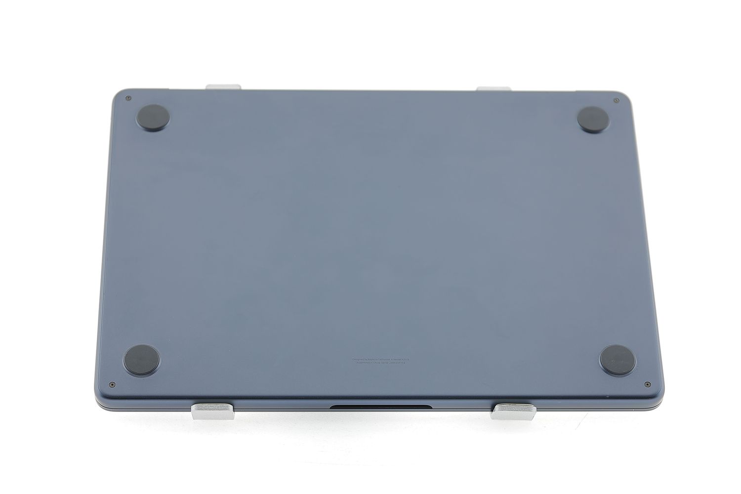Apple MacBook Air 13″ 2024, M3 8 Cores, 8 GB, 8 core GPU 256 GB Midnight - Като нов