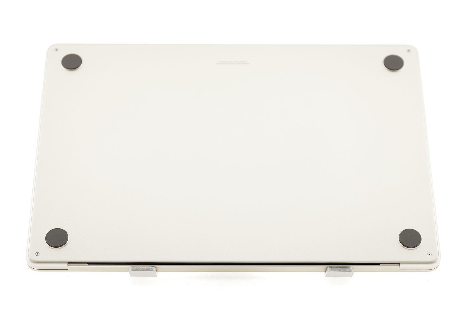 Apple MacBook Air 15″ 2024, M3 8 Cores, 24 GB, 10 core GPU 2 TB Starlight