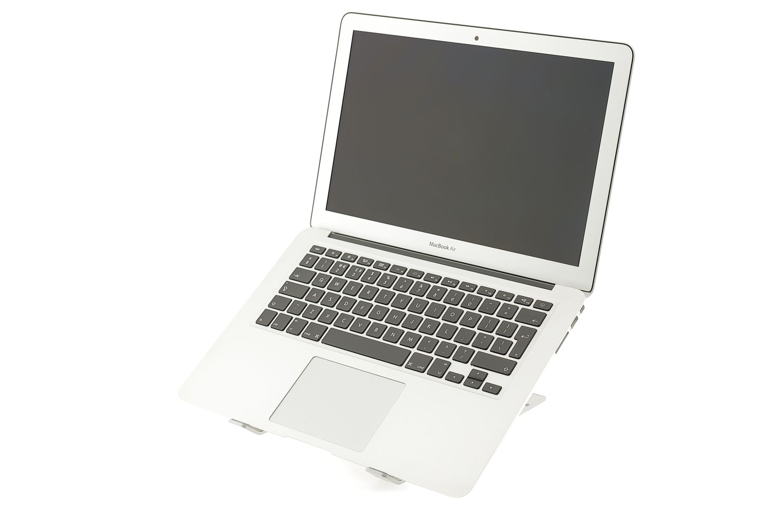 Apple MacBook Air 13″ 2017, i5 1.8 GHz, 8 GB, HD Graphics 6000 256 GB Silver - Kiváló