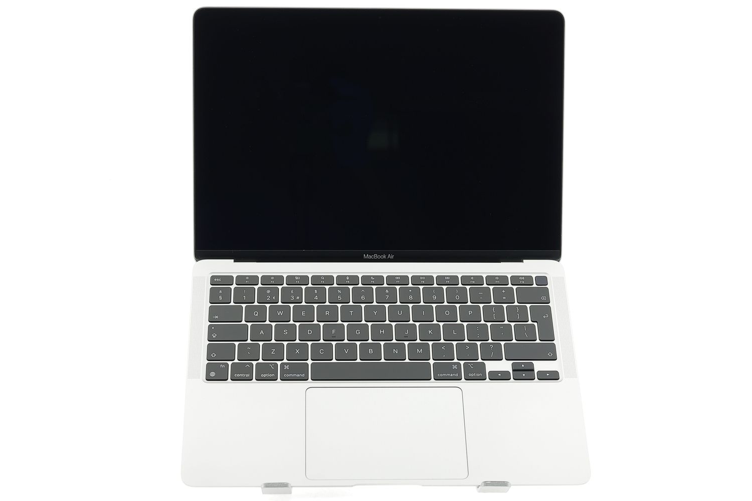 Apple MacBook Air 13″ 2020, i3 1.1 GHz, 8 GB, Intel Iris Plus 512 GB Silver - Excelent