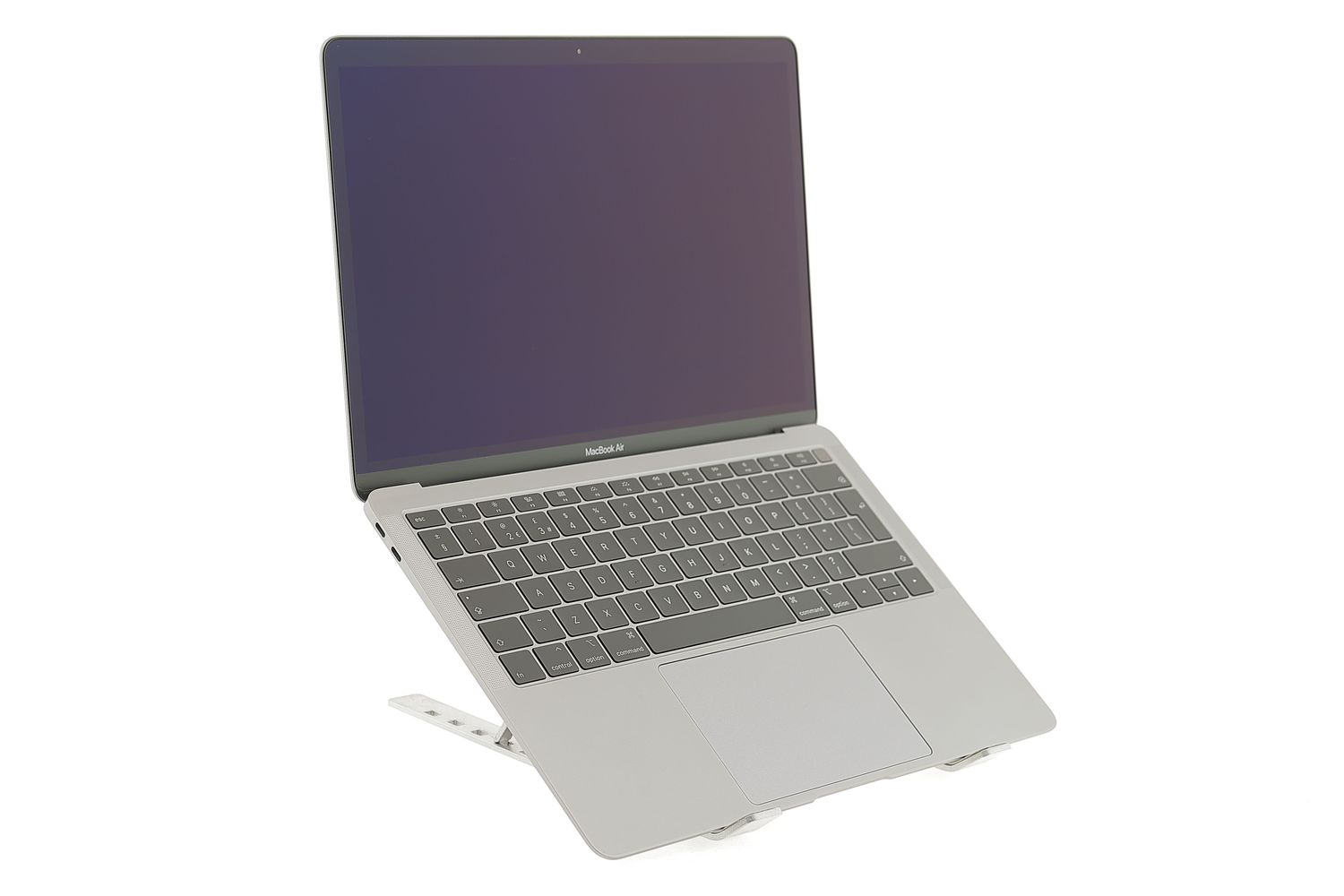 Apple MacBook Air 13″ 2019, i5 1.6 GHz, 8 GB, Intel UHD Graphics 617 128 GB Space Gray - Отлично