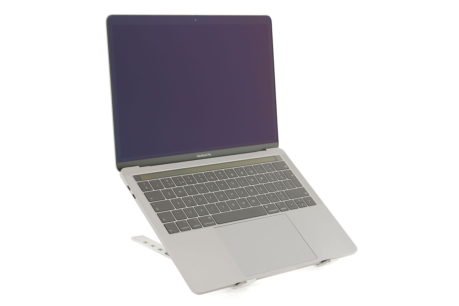 Apple MacBook Pro 13″ Touch Bar 2018, i5 2.3 GHz, 8 GB, Intel Iris Plus Graphics 655 256 GB Space Gray - Nagyon jó