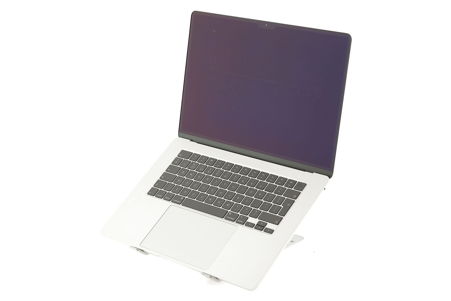 Apple MacBook Air 15″ 2023, M2 8 Cores, 8 GB, 10 core GPU 256 GB Silver - Újszerű