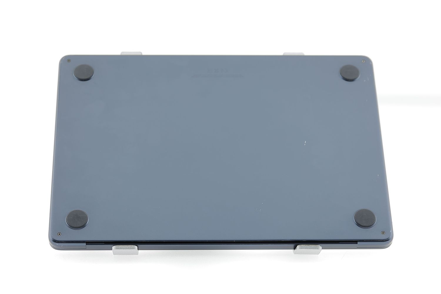 Apple MacBook Air 13″ 2022, M2 8 Cores, 8 GB, 10 core GPU 512 GB Midnight - Καλό