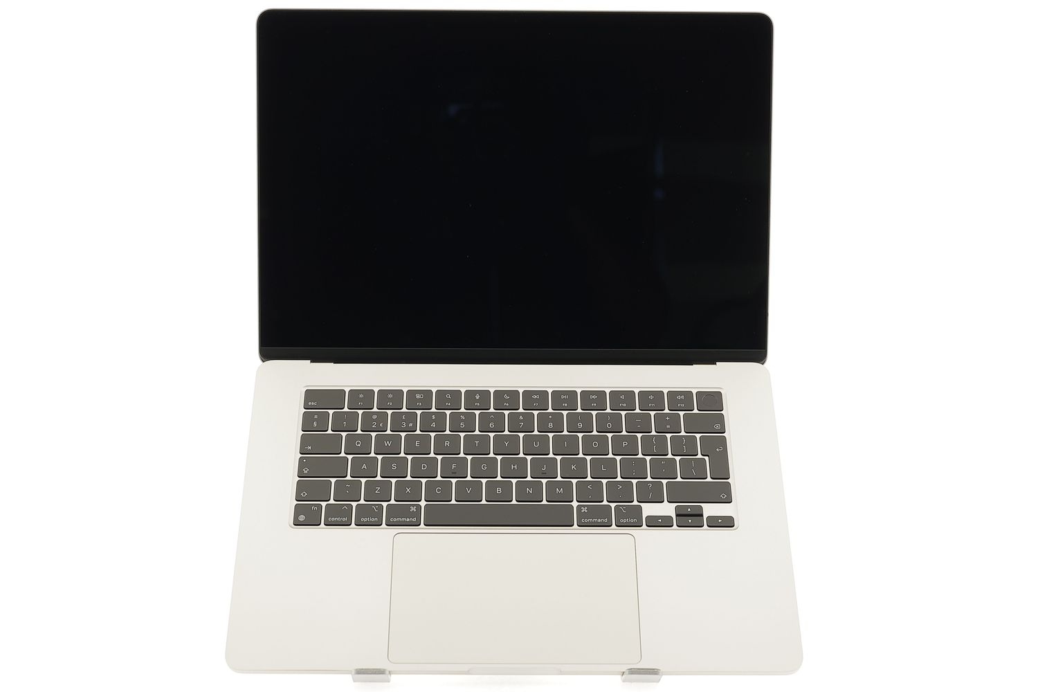 Apple MacBook Air 15″ 2023, M2 8 Cores, 8 GB, 10 core GPU 256 GB Starlight - Ca nou