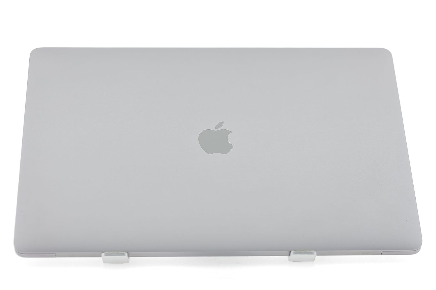 Apple MacBook Pro 15″ Touch Bar 2017, i7 2.9 GHz, 16 GB, AMD Radeon Pro 560 512 GB Space Gray - Újszerű