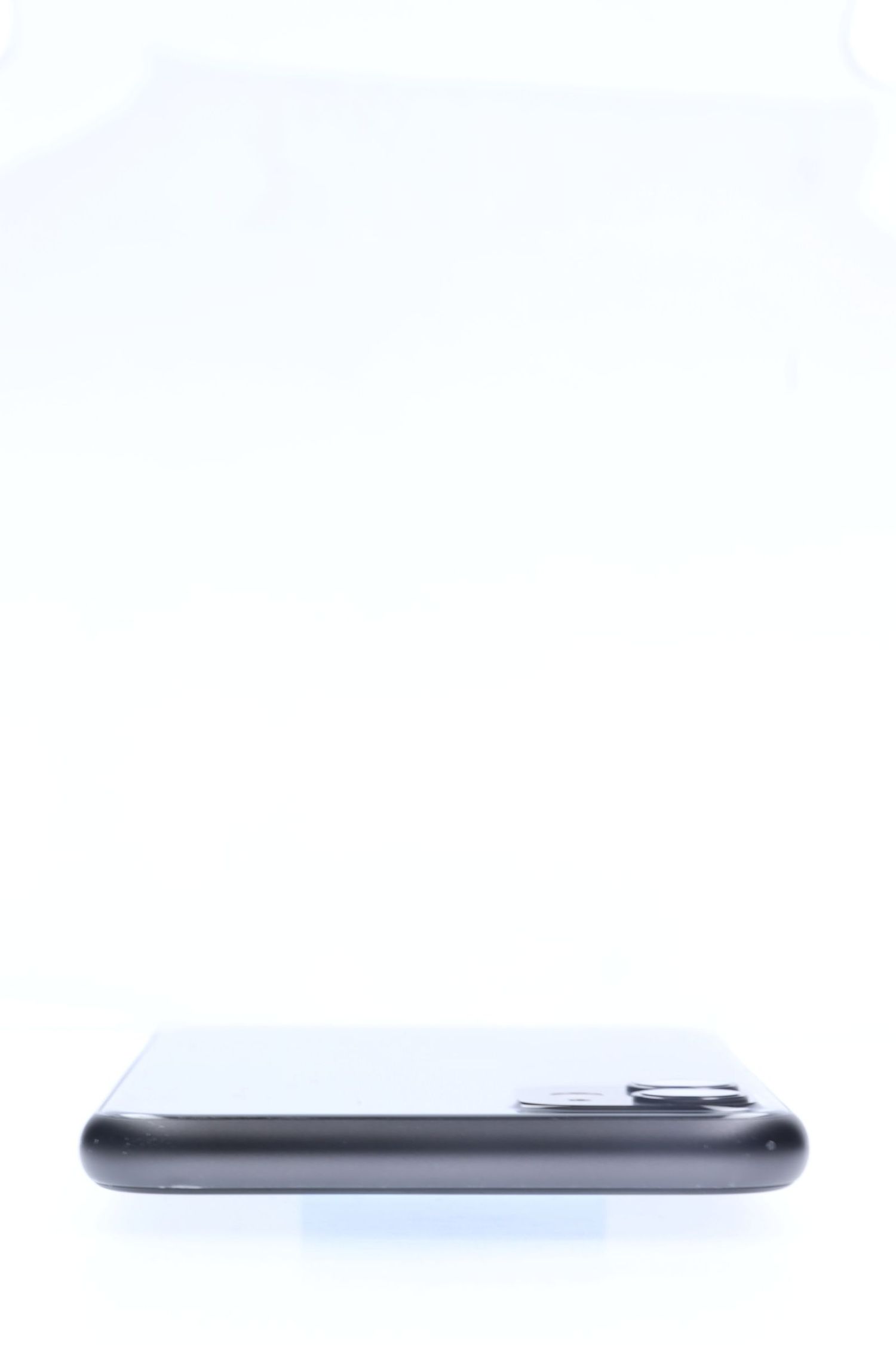 Apple iPhone 11 64 GB Black - Като нов