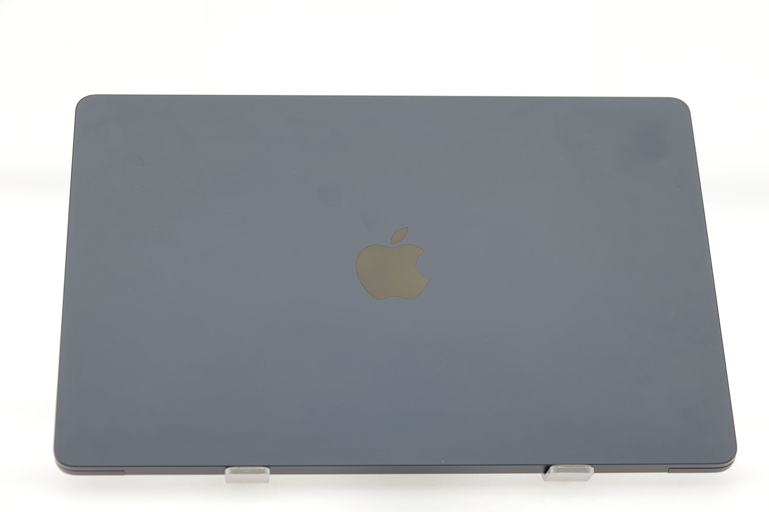 Apple MacBook Air 15″ 2023, M2 8 Cores, 8 GB, 10 core GPU 256 GB Midnight - Ca nou