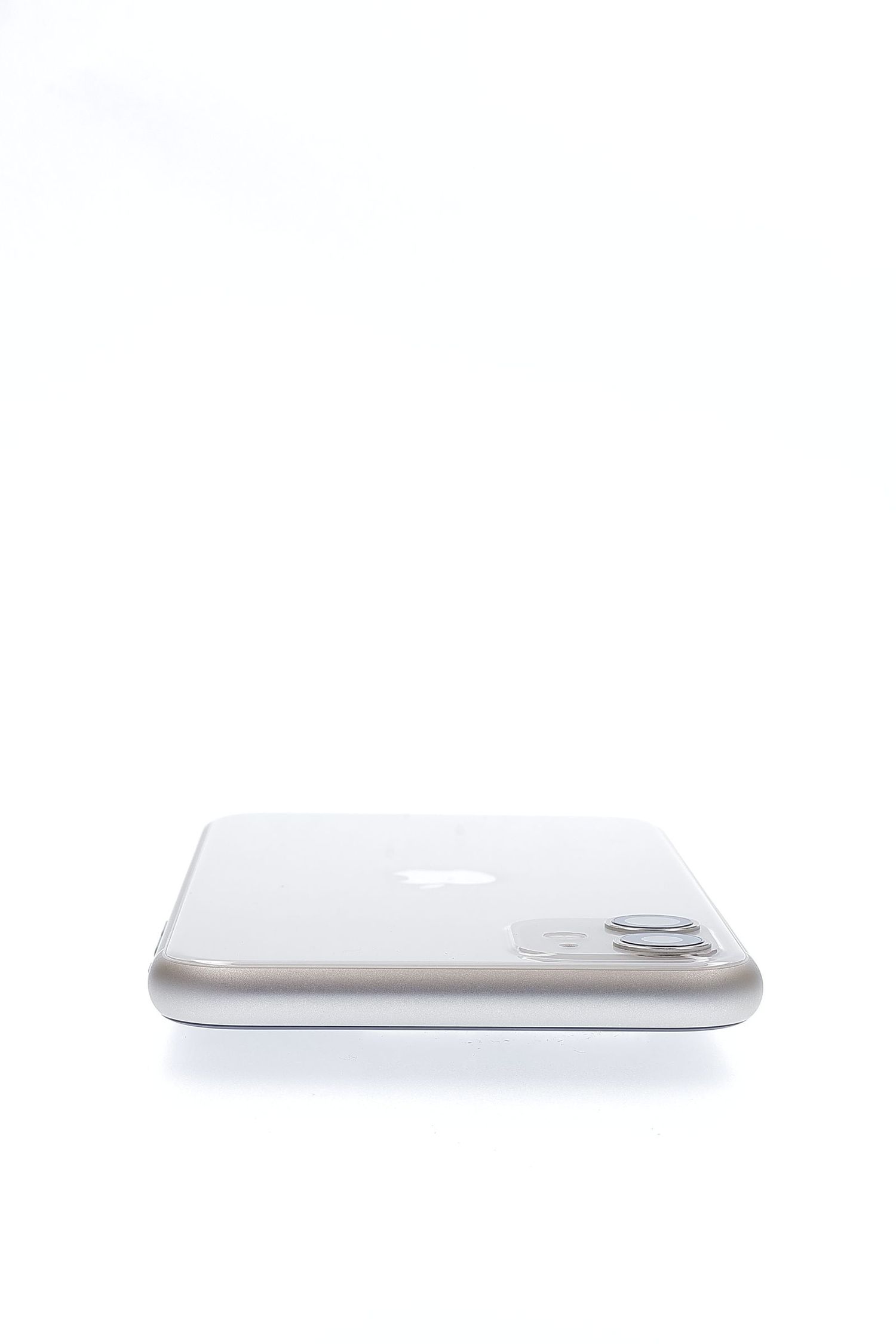 Apple iPhone 11 64 GB White - Като нов
