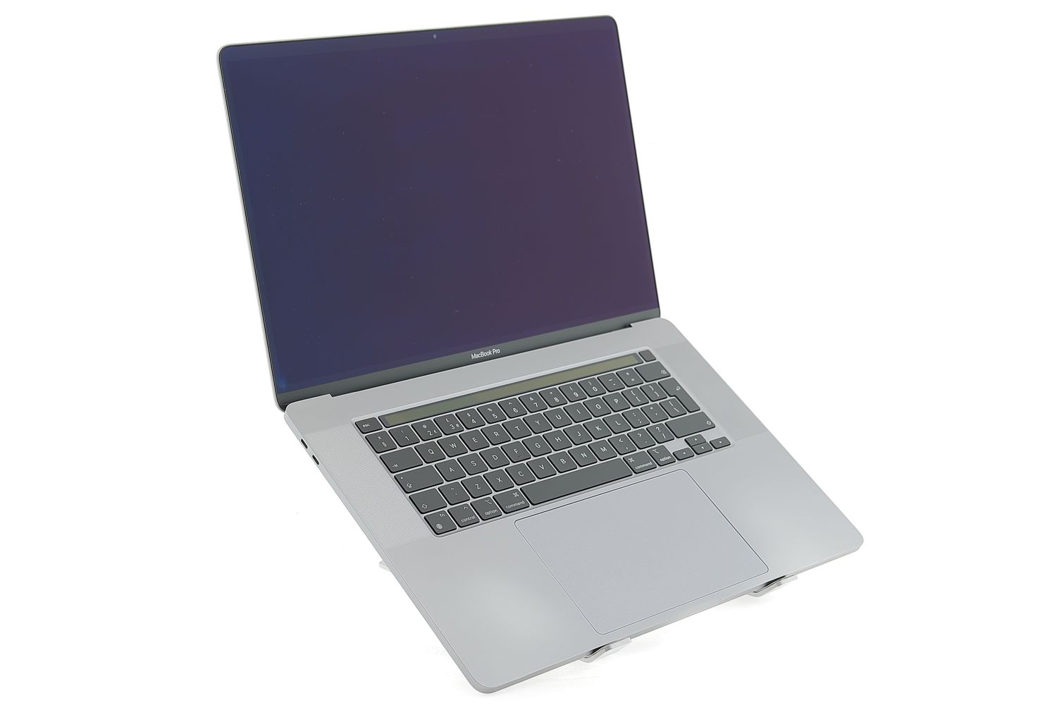 Apple MacBook Pro 16″ Touch Bar 2019, i7 2.6 GHz, 16 GB, AMD Radeon Pro 5300M 512 GB Space Gray - Отлично