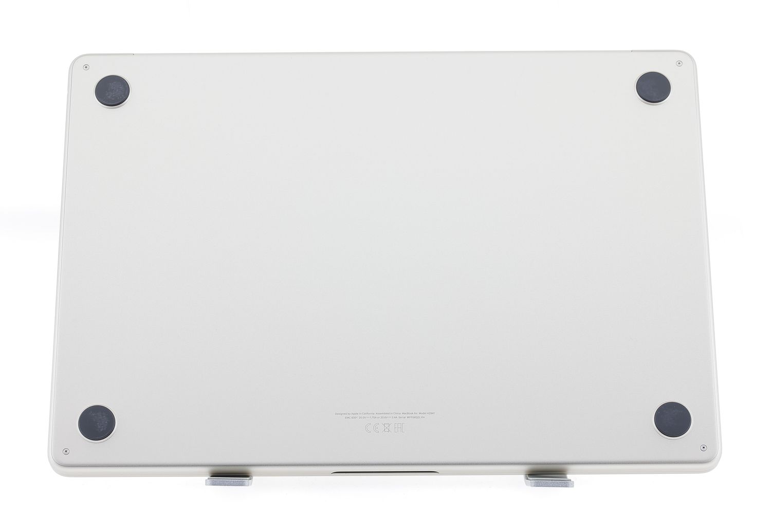 Apple MacBook Air 15″ 2024, M3 8 Cores, 8 GB, 10 core GPU 512 GB Starlight - Újszerű