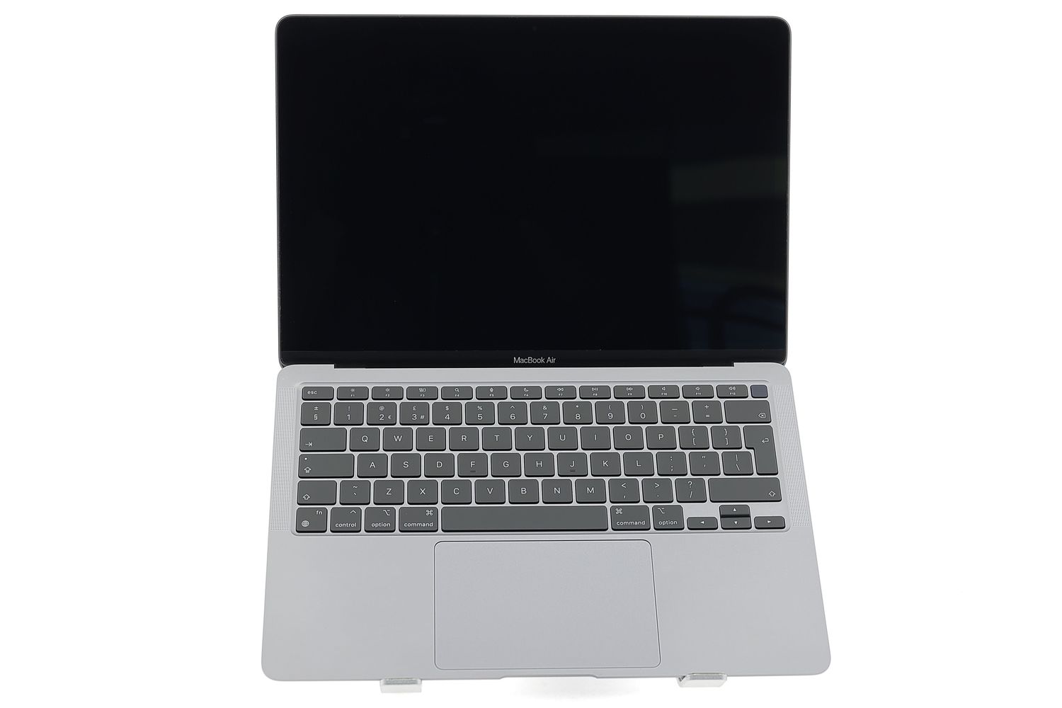 Apple MacBook Air 13″ 2020, M1 8 Cores, 8 GB, 7 core GPU 256 GB Space Gray - Excelent