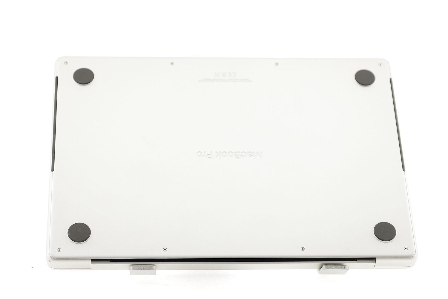 Apple MacBook Pro 14″ 2021, M1 Pro 8 Cores, 16 GB, 14 core GPU 512 GB Silver